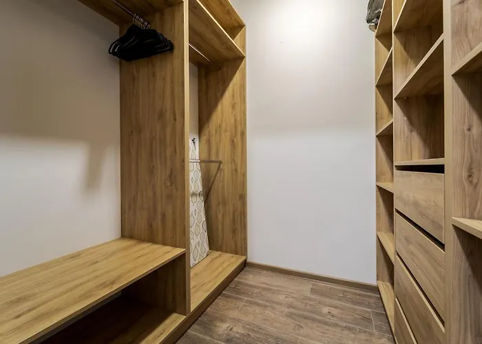 アパート Inshiapartments On Pid Dubom Str